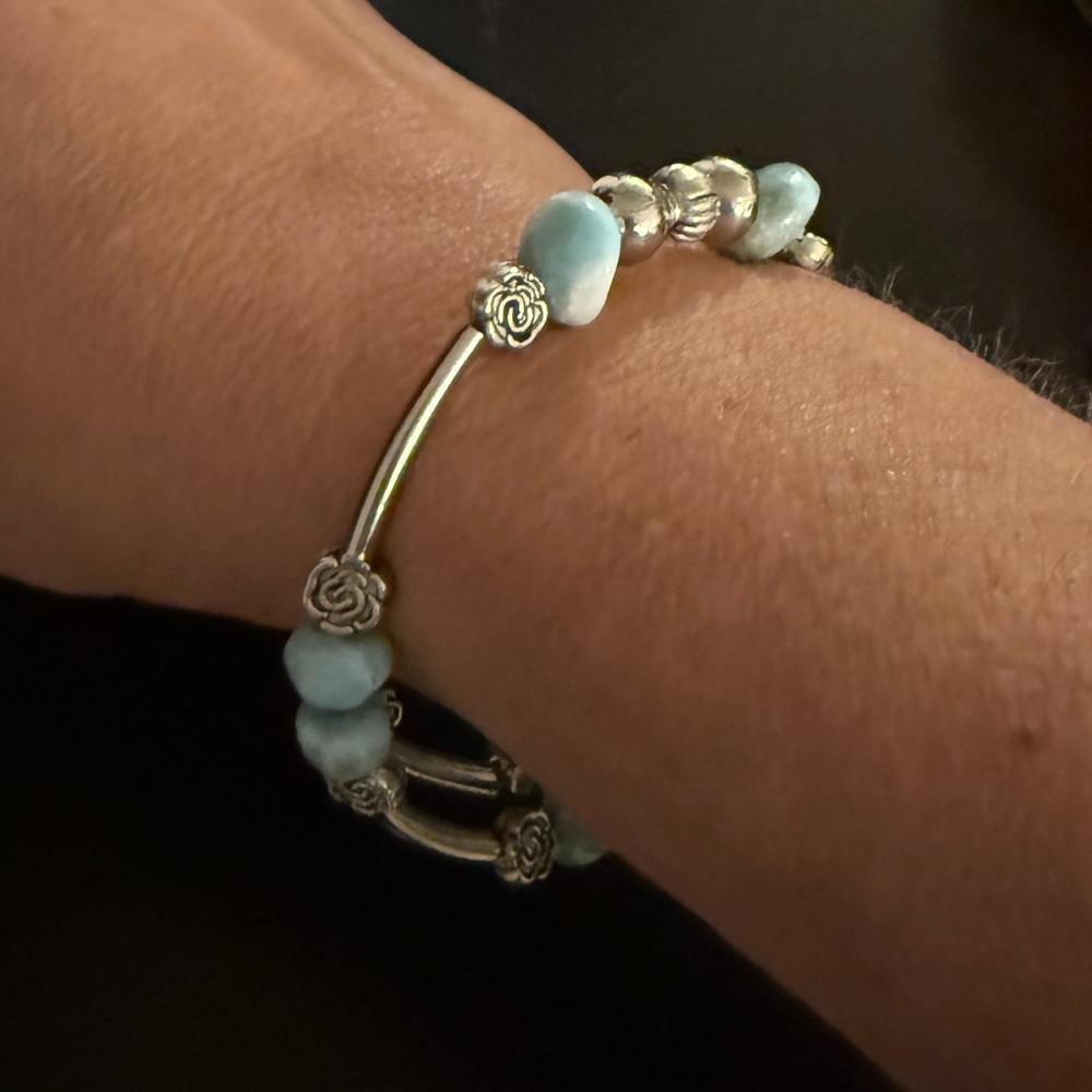 Silver and Blue Floral Beaded Bracelet